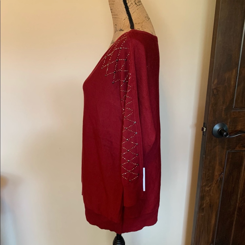 LAST ONE! HOST PICK! Fun plus lightweight sweater-New! - Picture 3 of 6